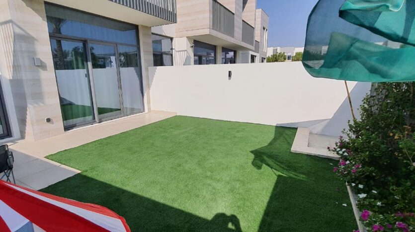 Spacious Villa For Sale in Arabian Ranches